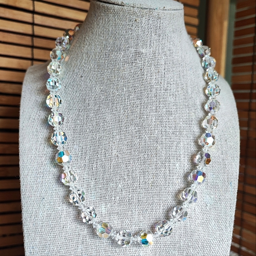 Heavily Faceted Vintage Aurora Borealis Clear Crystal Single Strand Necklace